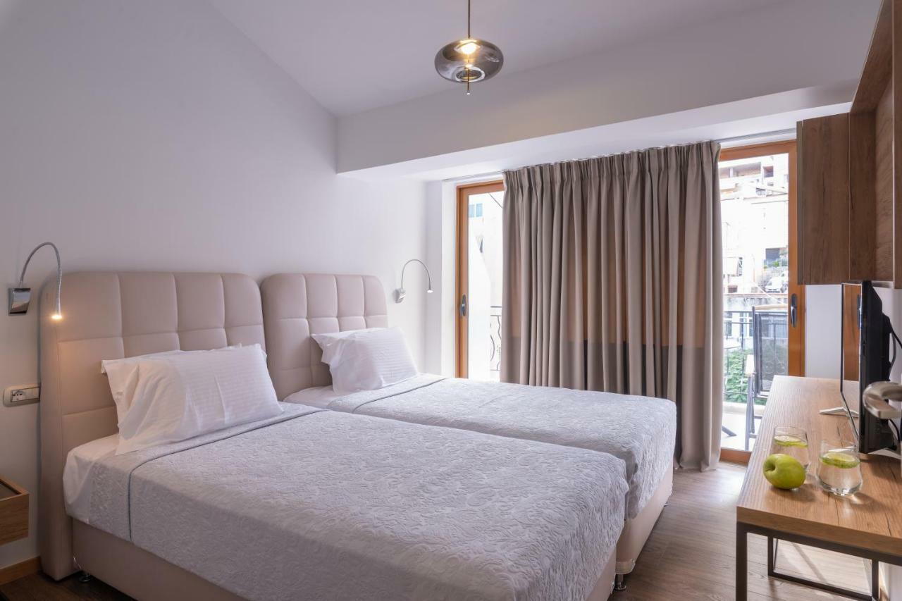 Hotel Palma Sarandë